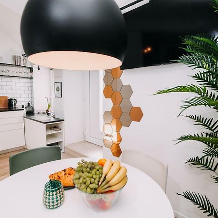 Hanna'S Suite With Free Parking 류블랴나 외부 사진